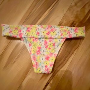 Victoria’s Secrer floral lace cheeky bikini